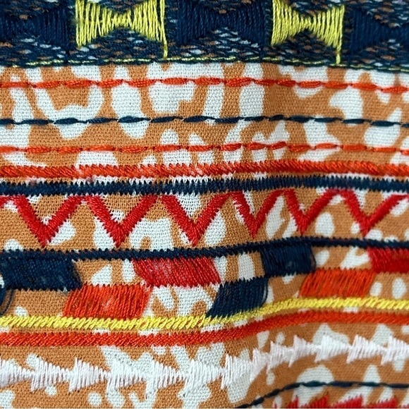 Gorgeous embroidered smocked tunic with muted oranges Large - Picture 9 of 16